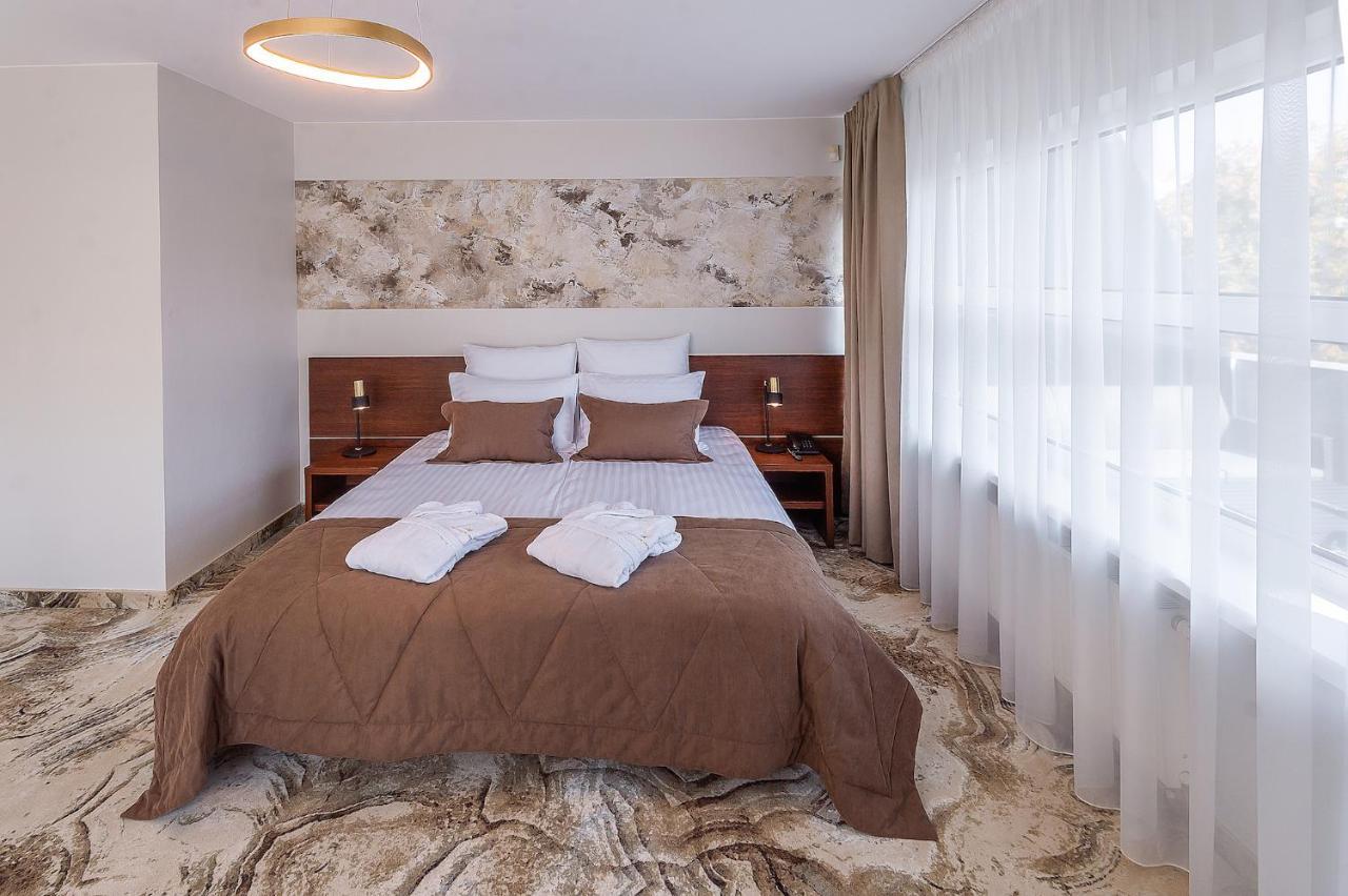 Palangos Vetra Hotel Palanga Ngoại thất bức ảnh